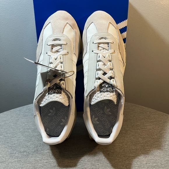 Adidas Originals Retropy E5 Low White Gum Bottom Mens Shoe Size 10 H03075 - Picture 8 of 11